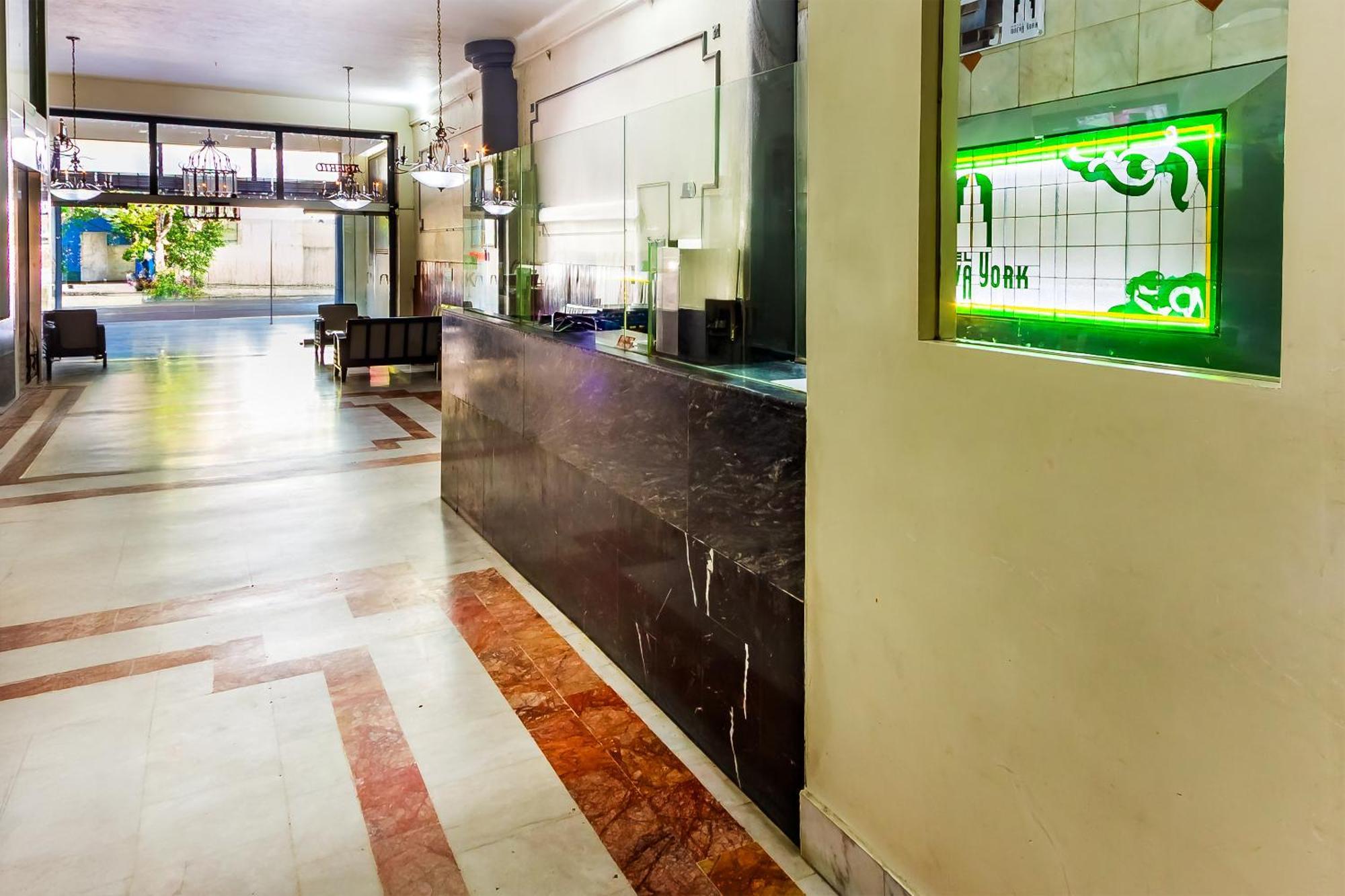 Oyo Nueva York Hotel Guadalajara
