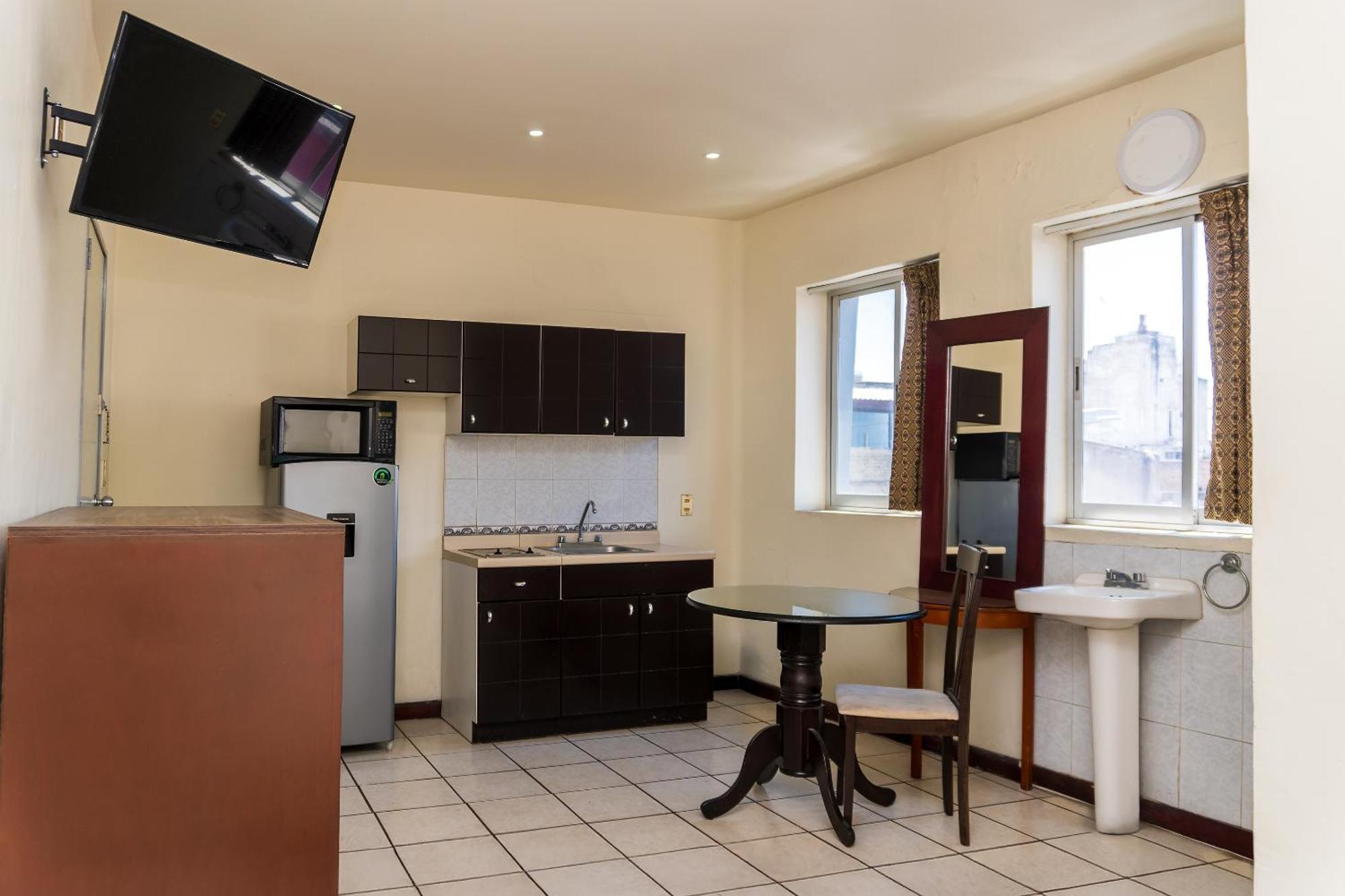 Oyo Nueva York Hotel Guadalajara